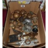 A box of assorted vintage door handles and fittings including glass, brass and chrome examples