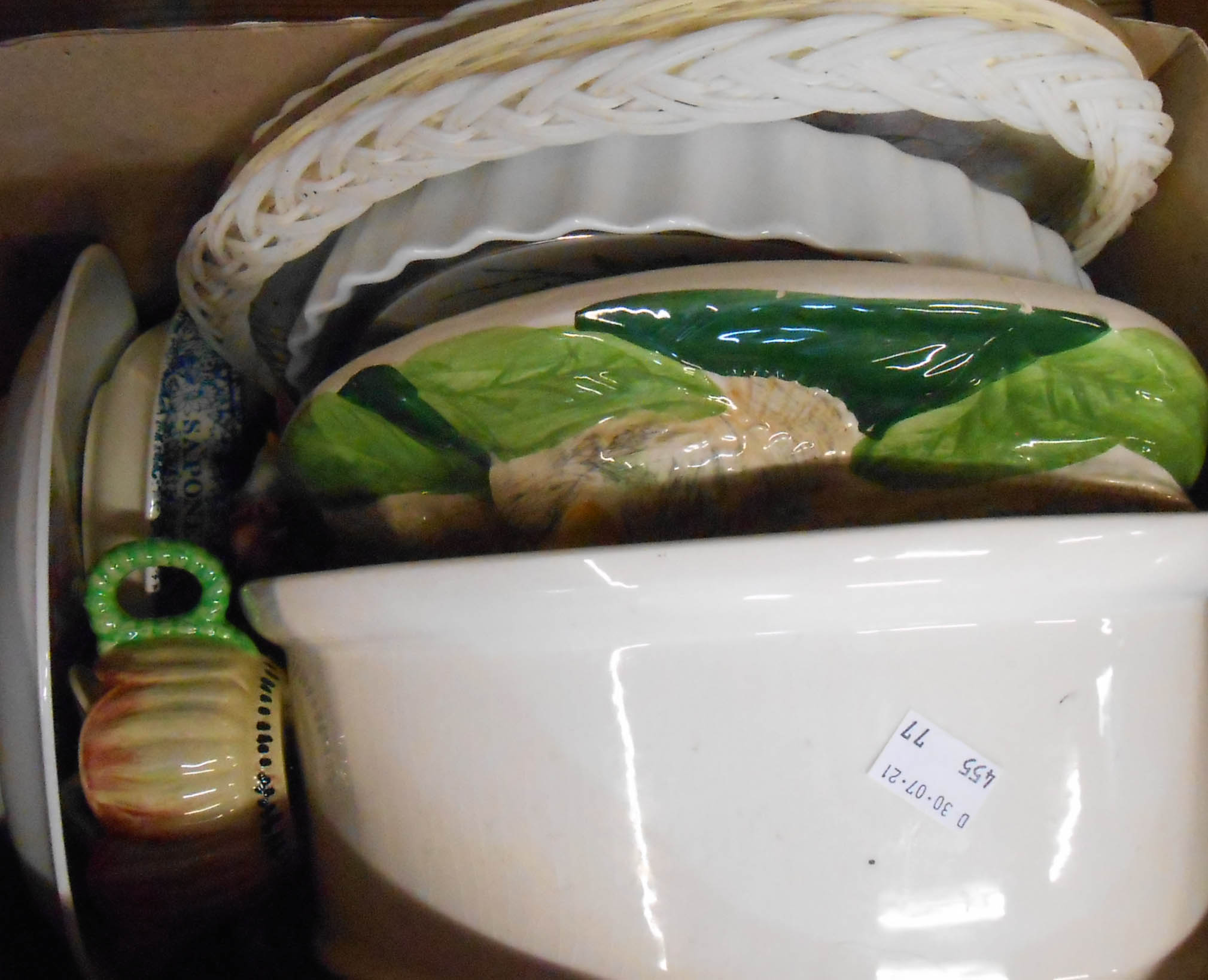 A box containing assorted ceramic items including Capodimonte figurine, Masons Ironstone soap