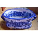 A modern blue and white china small footbath/planter