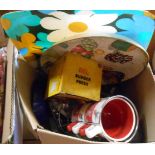 A box containing assorted kitchenalia and other collectable items