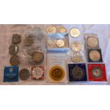 A small collection of £5 Crown coins, a 1926 Swiss 5 Franc, a 1919 Indian 1 rupee - sold with