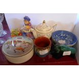 A small selection of ceramic items including Royal Doulton Curly Knob figurine HN1627, Minton
