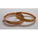 Two damaged hallmarked 9/375 gold clasp bracelets