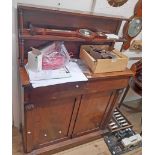 A 1.02m 19th Century mahogany chiffonier with double shelf to top and turned supports over a blind