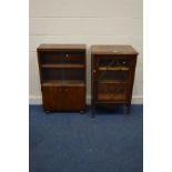 AN EARLY 20TH CENTURY OAK GLAZED SINGLE DOOR BOOKCASE together with another oak bookcase (2)