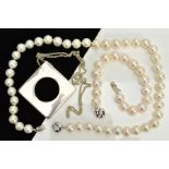 THREE ITEMS OF JEWELLERY, to include a fresh water cultured pearl necklace and matching bracelet,
