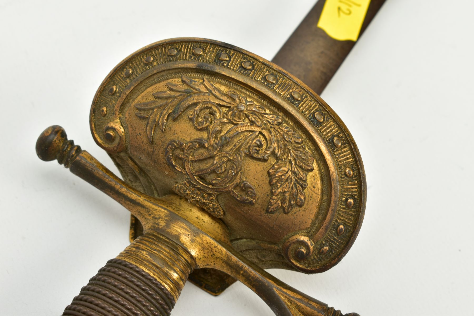 A BRITISH VICTORIAN ERA RAPIER SWORD, blade is approximately 79cm in length, the blade is - Image 4 of 11