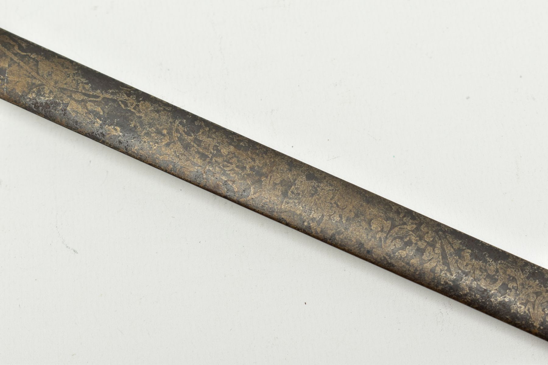 A BRITISH VICTORIAN ERA RAPIER SWORD, blade is approximately 79cm in length, the blade is - Image 6 of 11