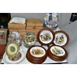 A COLLECTION OF BOXED AND LOOSE COLLECTORS PLATES, including a boxed set of fourteen Davenport Brian