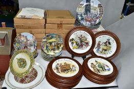 A COLLECTION OF BOXED AND LOOSE COLLECTORS PLATES, including a boxed set of fourteen Davenport Brian