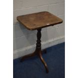 A GEORGIAN MAHOGANY TILT TOP TRIPOD TABLE