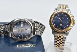 TWO GENTS SEIKO WRISTWATCHES, the first with a dark blue dial signed 'Seiko Kinetic SQ 100' with