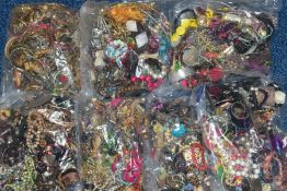SEVEN BAGS OF ASSORTED COSTUME JEWELLERY