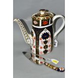 A ROYAL CROWN DERBY IMARI PATTERN COFFEE POT 1128, XLV backstamp to main body, XLIV to lid,