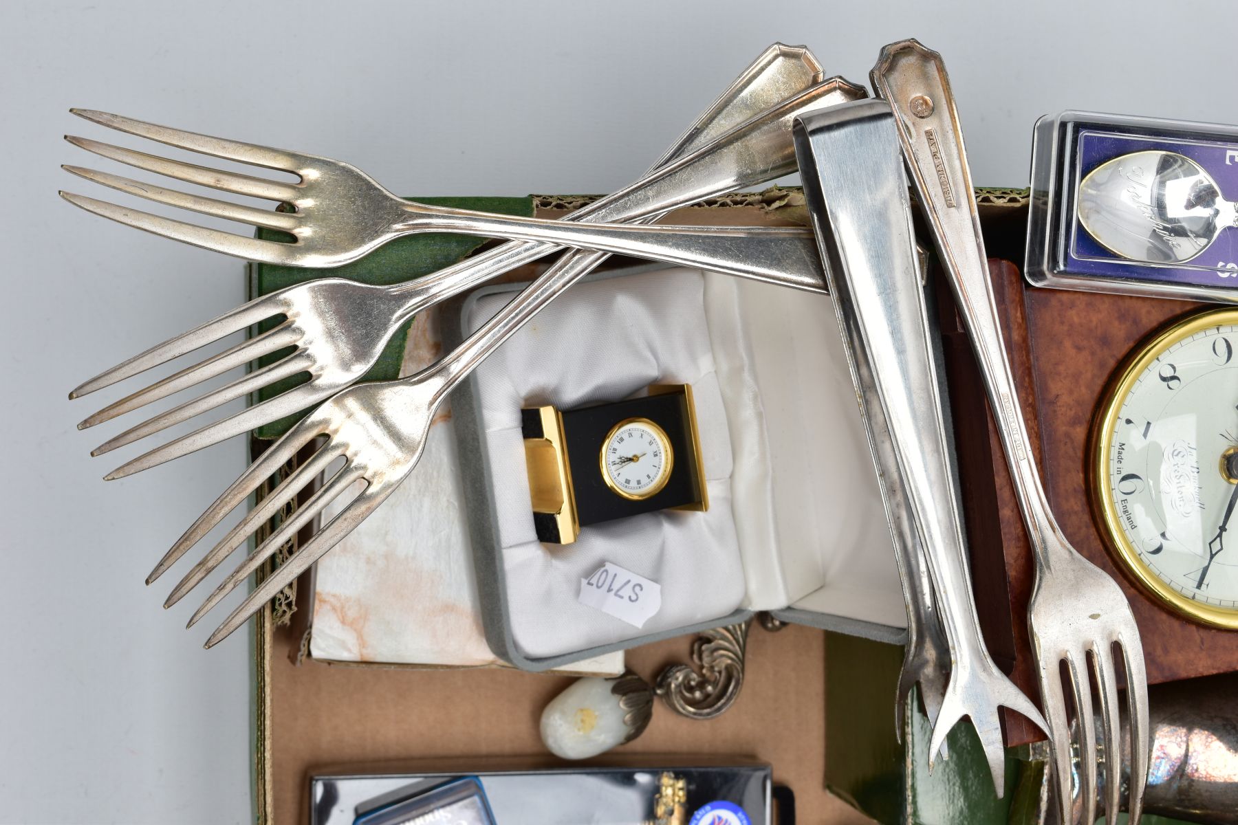 A BOX OF MISCELLANEOUS ITEMS, to include two plain polished silver napkin rings, hallmarked - Image 2 of 8