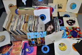 A BOX CONTAINING APPROXIMATELY TWO HUNDERD 7'' SINGLES FROM THE 1970'S AND 1980'S, including David