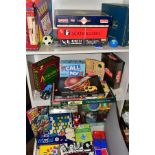 VARIOUS BOARD GAMES, JIGSAWS, PAINTS, etc, to include Waddingtons 'Monopoly', 'Cluedo' and '