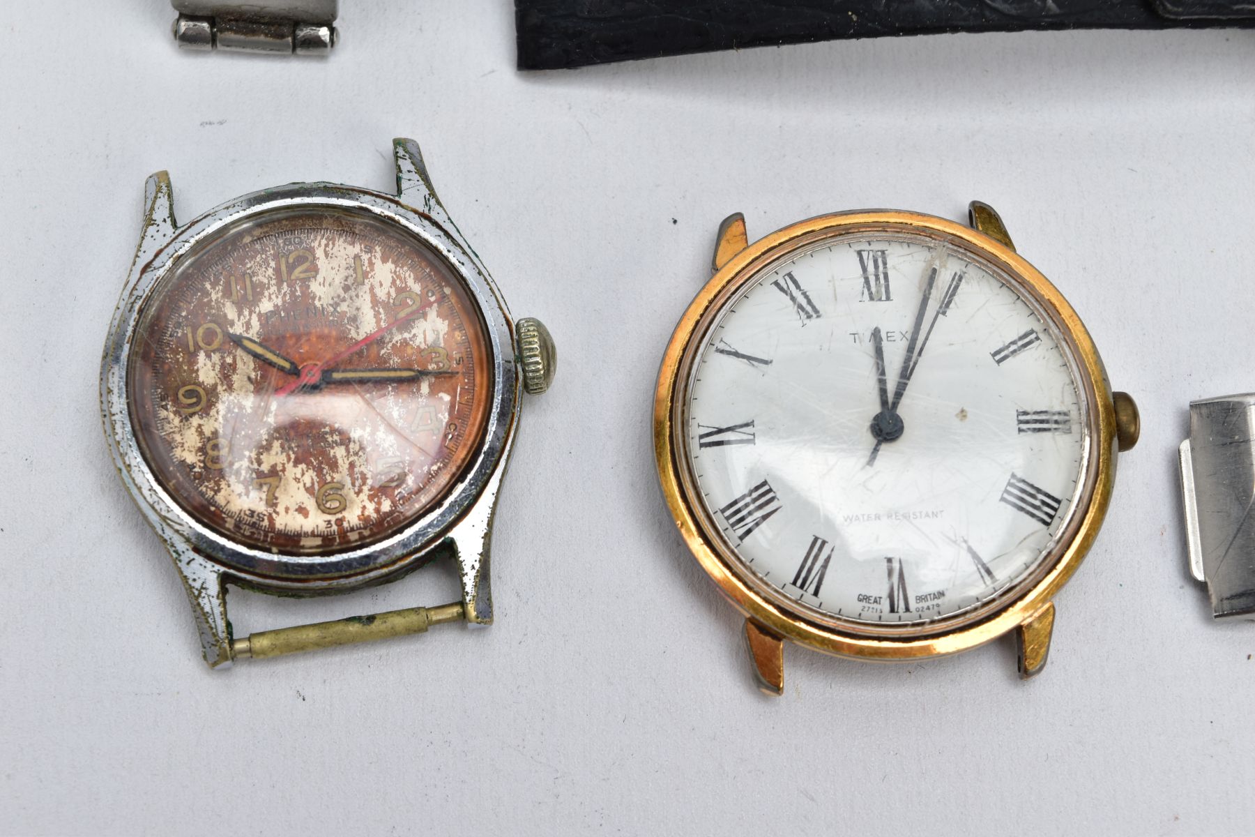 A BOX OF WRISTWATCHES AND A GLASS HANDLED FOUNTAIN PEN, to include five gents wristwatches such as a - Image 2 of 7