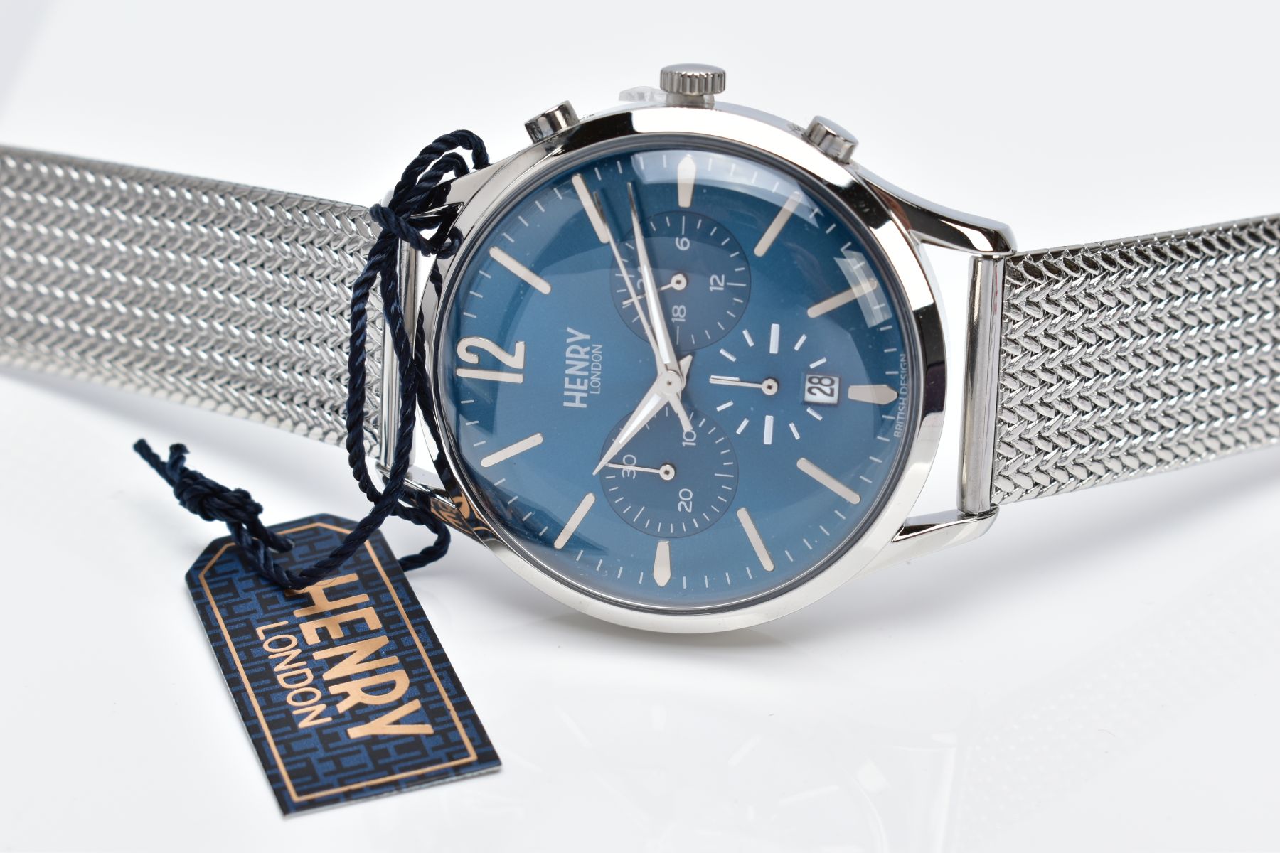 A GENTS HENRY LONDON WRISTWATCH, circular blue dial with Arabic twelve and baton markers, multi- - Image 3 of 6