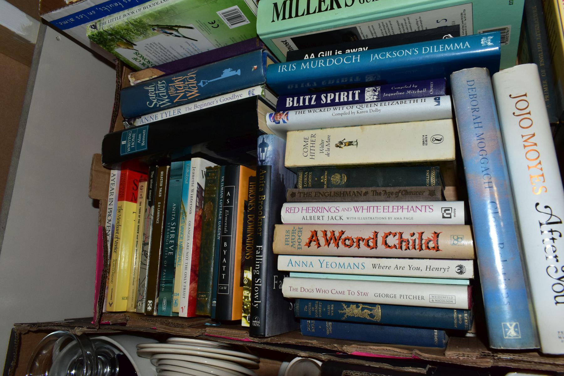 SEVEN BOXES OF VARIOUS BOOKS AND MAGAZINES, to include Antique collecting, Cookery, Birds, - Image 2 of 13