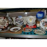 A COLLECTION OF THIRTY NINE CHRISTMAS THEMED COLLECTORS PLATES, mostly unboxed, including a set of