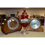 A SECOND HALF 20TH CENTURY RED GLASS JAR AND COVER ON A CLEAR AND GILT STEM, together with two