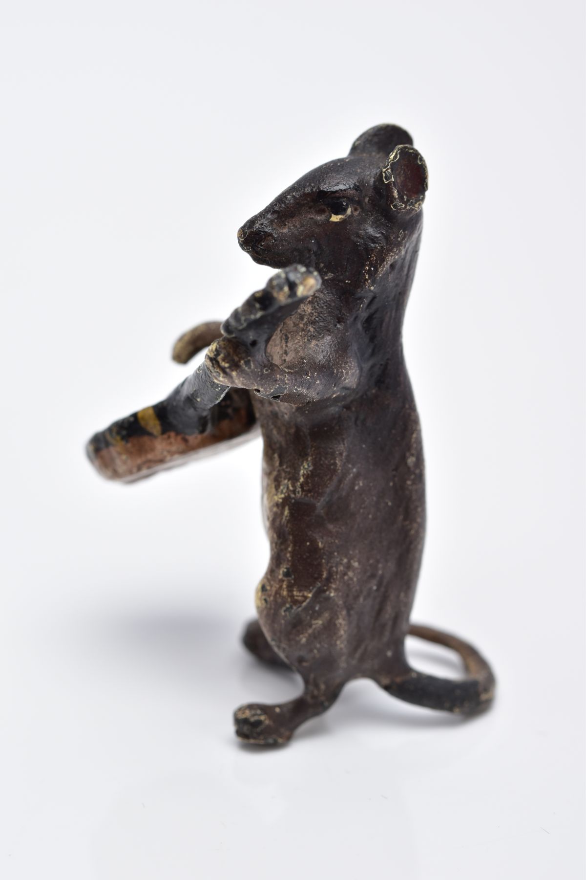 A BERGMAN BRONZE SCULPTURE OF A RAT PLAYING A BANJO, painted bronze figure approximate height 4.5cm, - Image 2 of 4