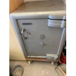 A LARGE VINTAGE CHUBB SAFE, serial No.3 65 5347 with one key, width 61cm x depth 71cm x height