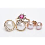 A PAIR OF CULTURED PEARL EARRINGS, A PAIR OF CULTURED MABE PEARL EARRINGS AND A 9CT GOLD RING, the