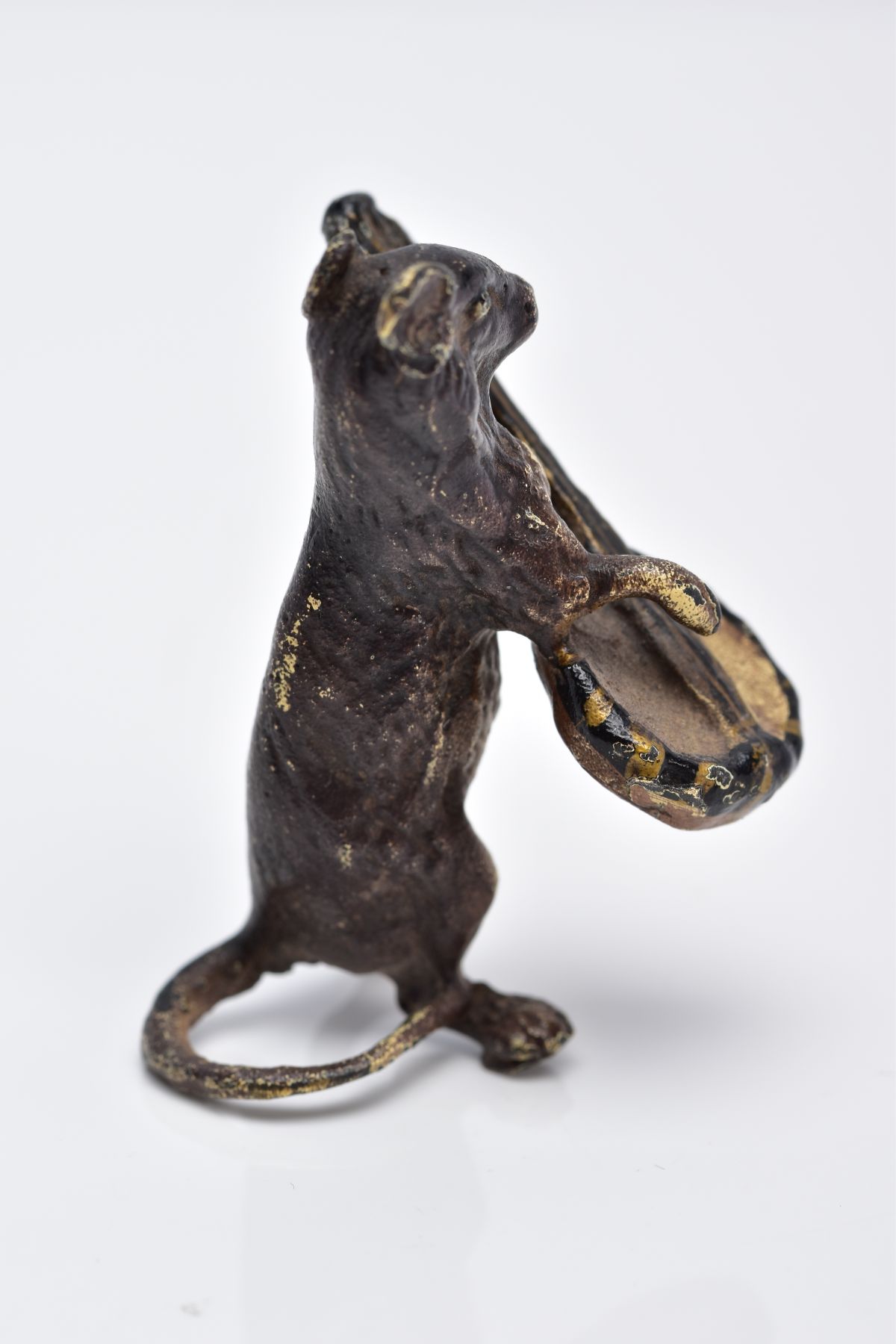 A BERGMAN BRONZE SCULPTURE OF A RAT PLAYING A BANJO, painted bronze figure approximate height 4.5cm, - Image 3 of 4