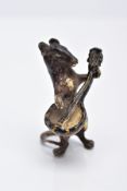 A BERGMAN BRONZE SCULPTURE OF A RAT PLAYING A BANJO, painted bronze figure approximate height 4.5cm,