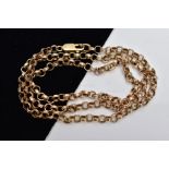 A YELLOW METAL ROLO LINK CHAIN, textured rolo links fitted with a lobster claw clasp, stamped '375',