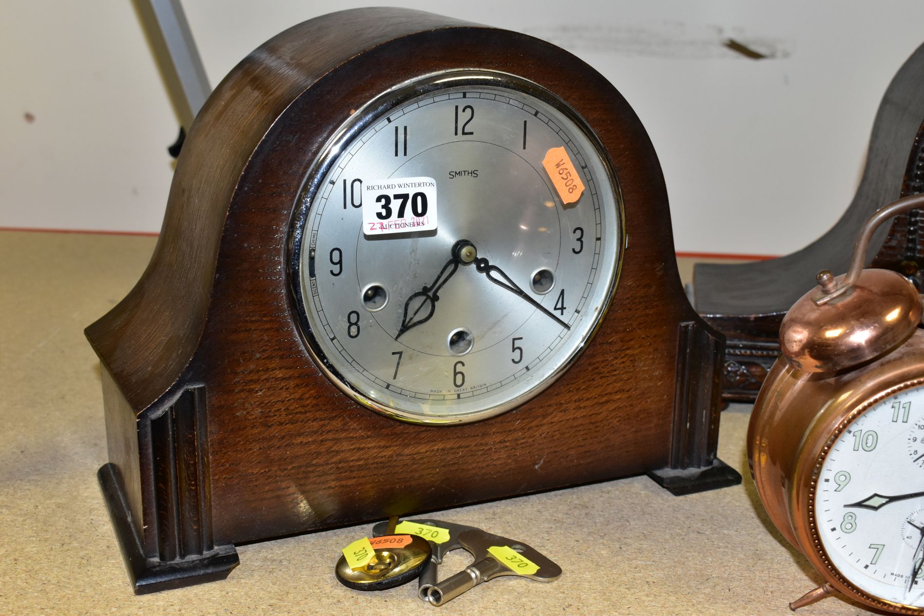 SIX VARIOUS CLOCKS INCLUDING TWO 1920'S/30'S OAK DOME TOP MANTEL CLOCKS, (a Smiths Westminster chime - Image 2 of 9