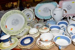 WEDGWOOD DINNER/TEA WARES, etc, to include 'Wildflower' in yellow and turquoise, W3979 saucers '