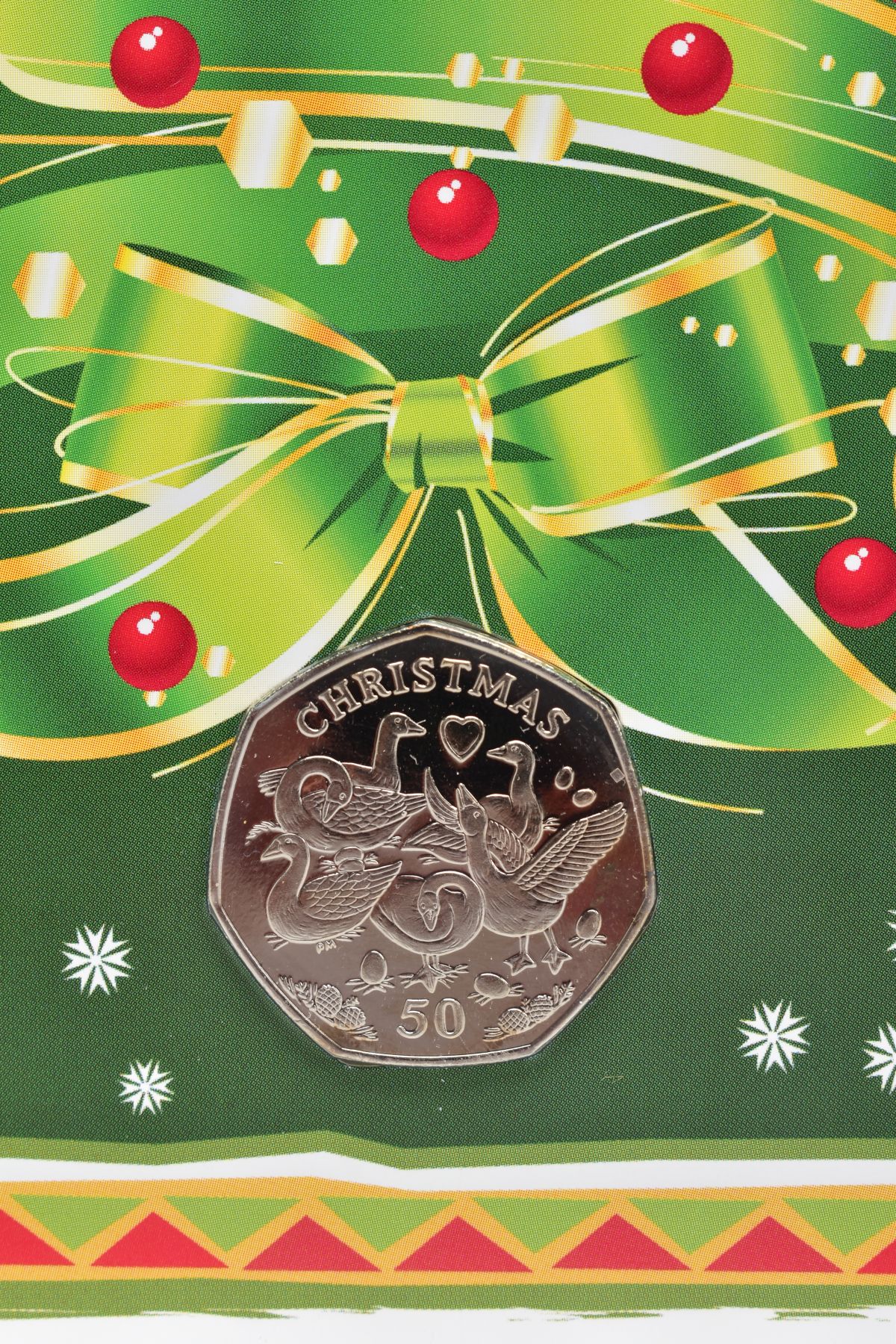 THREE CARDED CHRISTMAS POBJOY ISLE OF MAN FIFTY PENCE DIAMOND FINISH, to include 2009 five Golden - Image 2 of 7