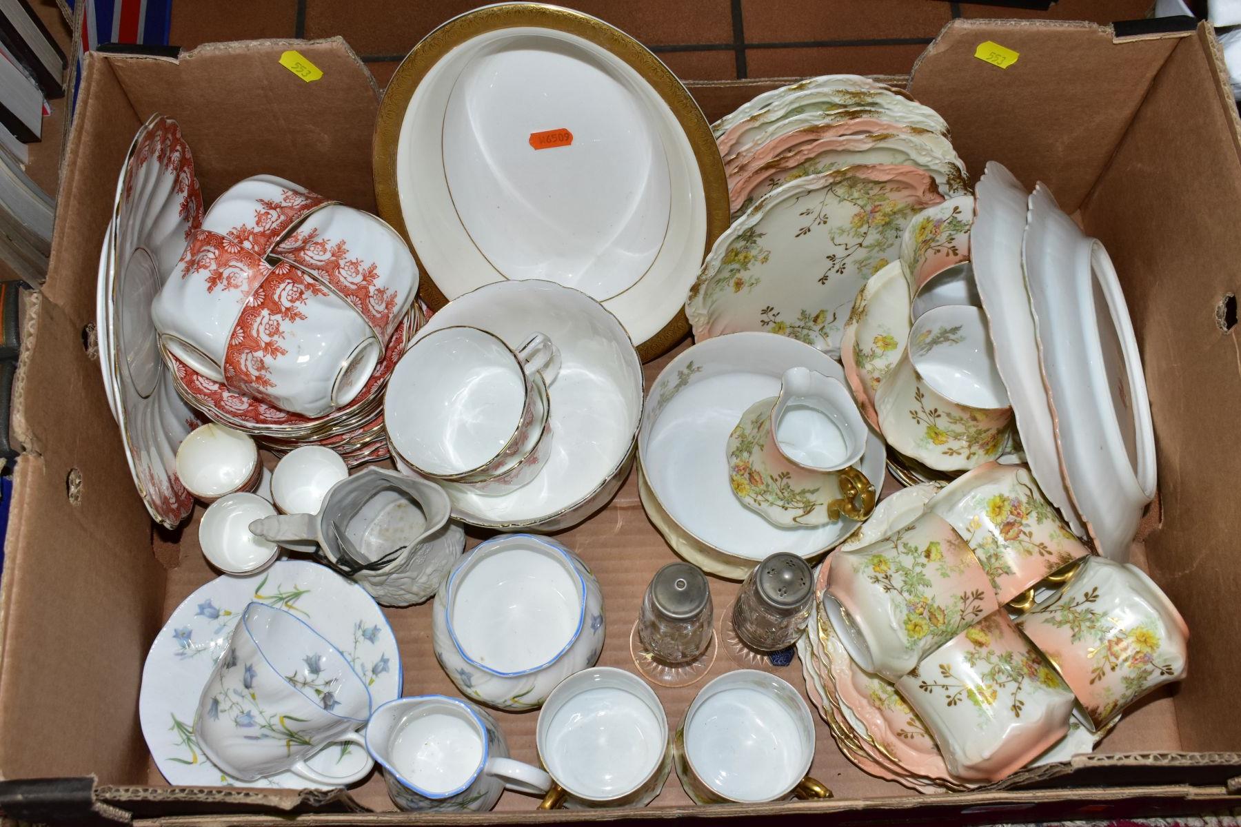 TWO BOXES AND LOOSE CERAMICS, GLASS, ETC, to include R. Delinieres & Co, Limoges teawares for - Image 4 of 10