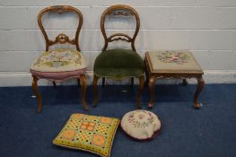 A VICTORIAN STYLE SQUARE FOOTSTOOL, with a needlework drop in seat pad, 49.5cm squared x height 42cm
