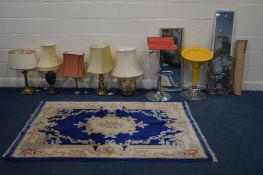 FIVE VARIOUS TABLE LAMPS, including three brass lamps, all with shades, together with a Chinese blue