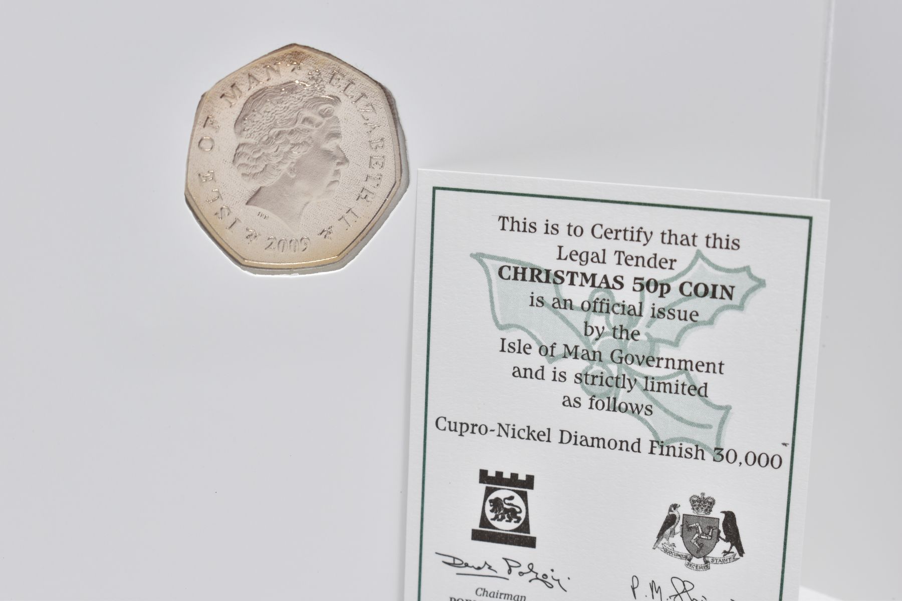 THREE CARDED CHRISTMAS POBJOY ISLE OF MAN FIFTY PENCE DIAMOND FINISH, to include 2009 five Golden - Image 6 of 7