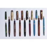 A SELECTION OF VINTAGE FOUNTAIN PENS AND PEN SETS, including a tuequoise and gold Sheaffer pen