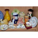 A GROUP OF ASSORTED CERAMICS, ETC, including a small Moorcroft oval pin dish, cream ground with