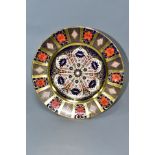 A ROYAL CROWN DERBY 1128 IMARI GOLD BAND 27CM PLATE, first quality, date code for 1975, (Condition:-