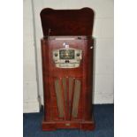 A STEEPLETONE CLASSIC EDITION RETRO GRAMAPHONE (cd tray is sticky but does work, FM and AM works,