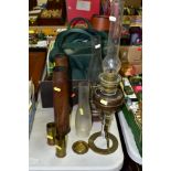 A BRASS AND COPPER OIL LAMP AND STAND MARKED MESSENGER ANNULAR, approximate height 34cm excluding