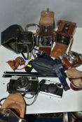 VINTAGE CAMERAS, including two Voigtlander Brilliant TLRs, a Lubitel 2 TLR, a Voigtlander