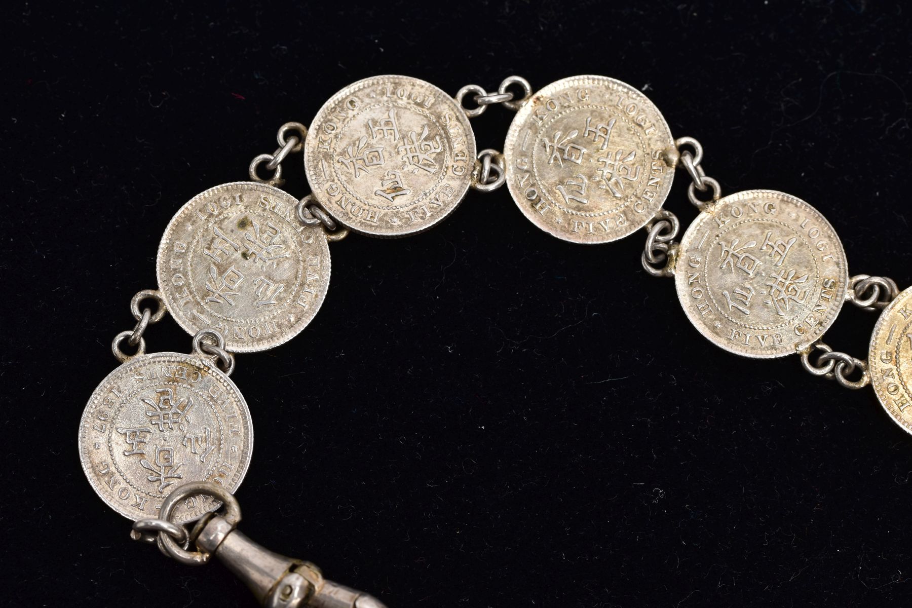 A WHITE METAL COIN NECKLET, made from Queen Victoria Hong Kong five cent coins dating between 1888 - - Image 3 of 8