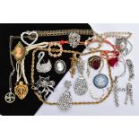 A SELECTION OF MOSTLY COSTUME JEWELLERY, to include a circular pale blue Wedgwood cameo brooch,