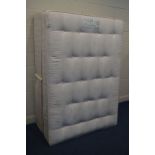 A SEALEY 4FT6 DIVAN BED WITH DRAWERS AND MATTRESS