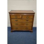 A GEORGIAN OAK AND CROSSBANDED CHEST OF TWO OVER THREE LONG GRADUATED DRAWERS, reeded frieze,