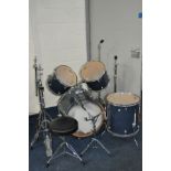 A PEARL FORUM SERIES FOUR PIECE DRUM KIT including 22x16 inch kick, a 16x16 inch floor, 13x10 inch